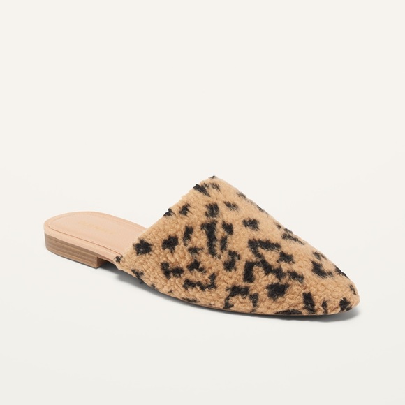 Leopard Sherpa Slides - Picture 2 of 4